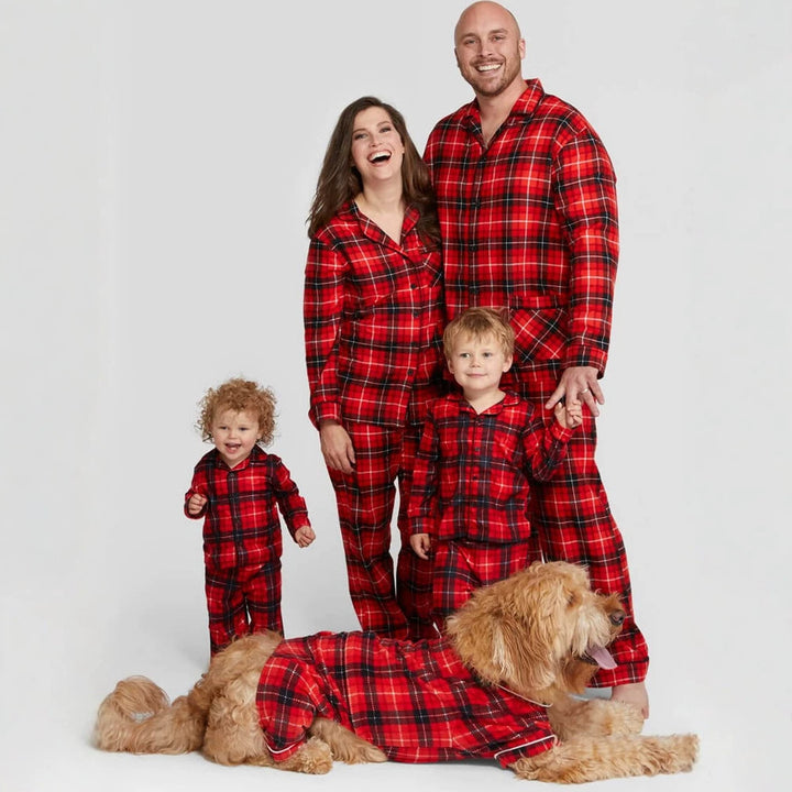 Weihnachts-Schlafanzug-Set für die ganze Familie