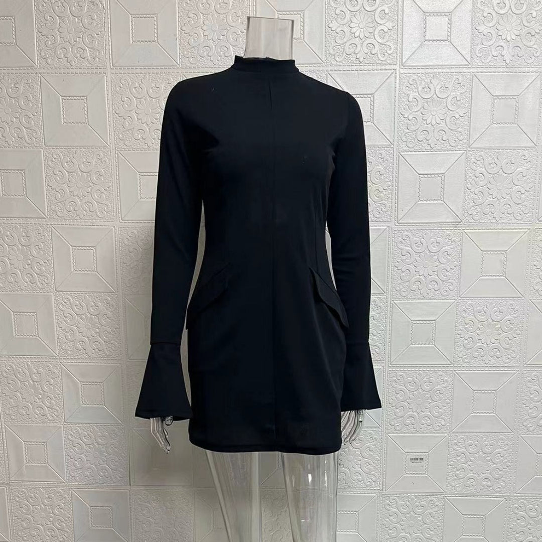 Drune | Schmal geschnittenes, langärmeliges, hüftumspielendes Kleid