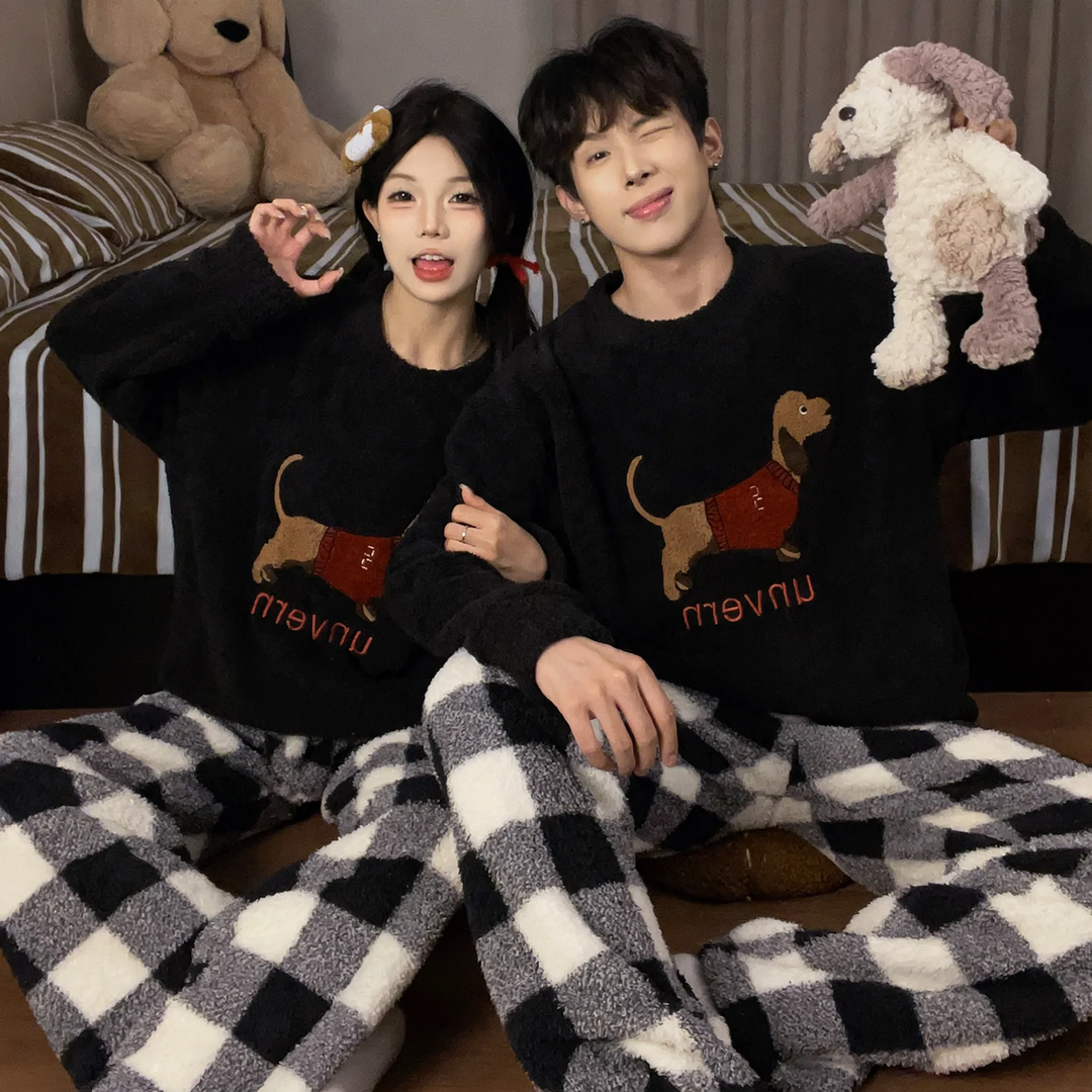 Flauschiges Paar-Pyjama-Set aus Korallenfleece