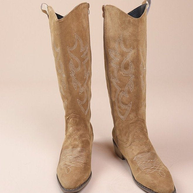 Drune | Bestickte V-schnitt Stiefel