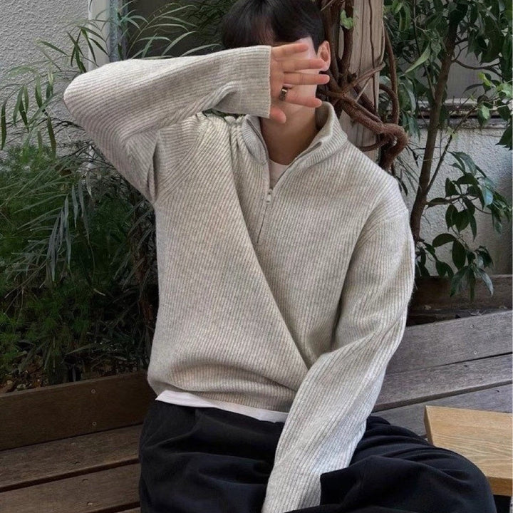 Stilvoller Strickpullover mit Reißverschluss