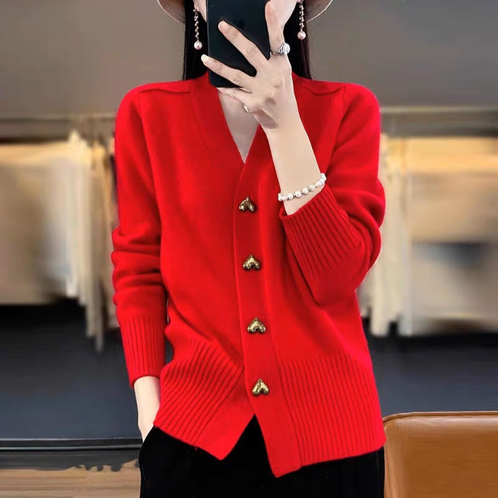Damen-Strickjacke mit V-Ausschnitt und Herzknöpfen