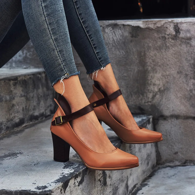 Drune - Bequemer und eleganter Schuh mit Absatz