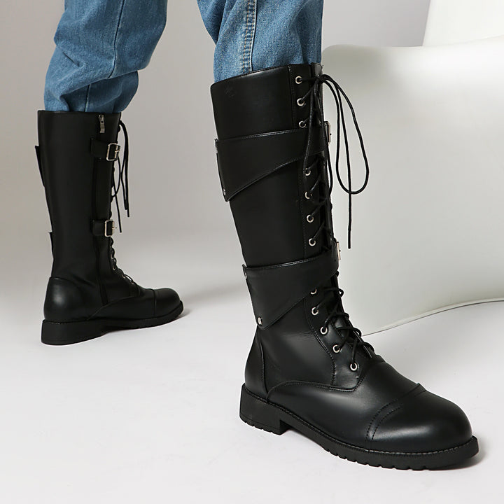Herren-Stiefel mit Schnallen und Schnürung