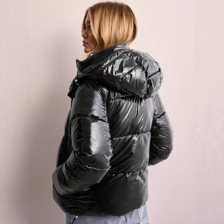 Gefütterte Damen-Kapuzenjacke mit 3D-Effekt