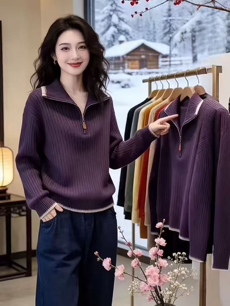 Modischer Strickpullover mit Stehkragen