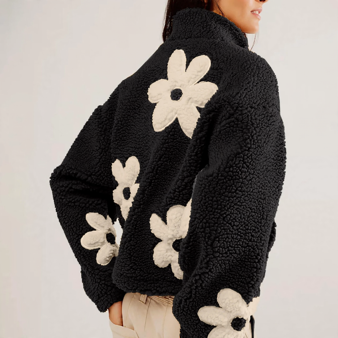 Lammfell-Imitat Strickjacke mit Blumenstickerei