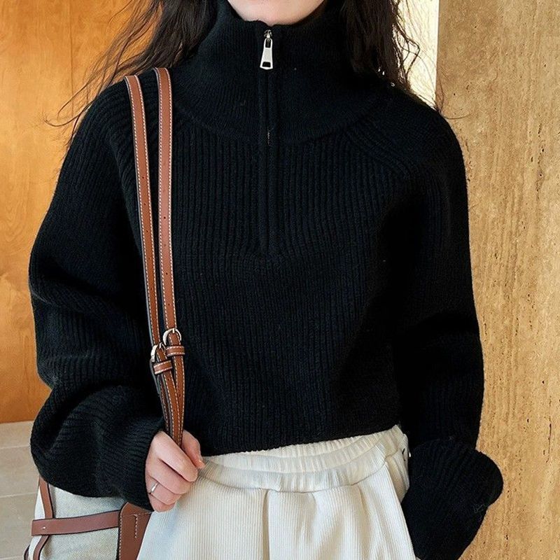 Kurzer Damen-Strickpullover mit Reißverschluss