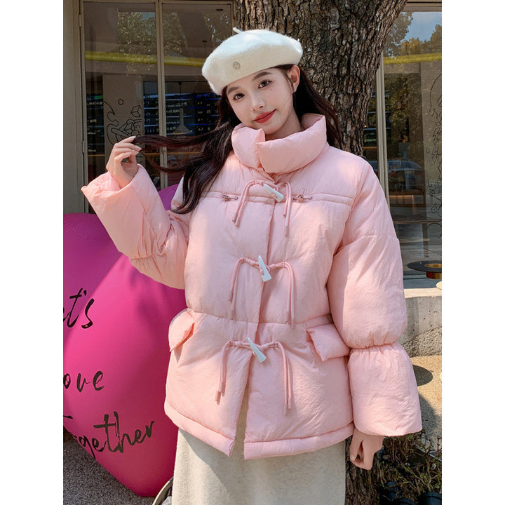Kurze Damen-Steppjacke im Oversize-Look mit Knebelknöpfen