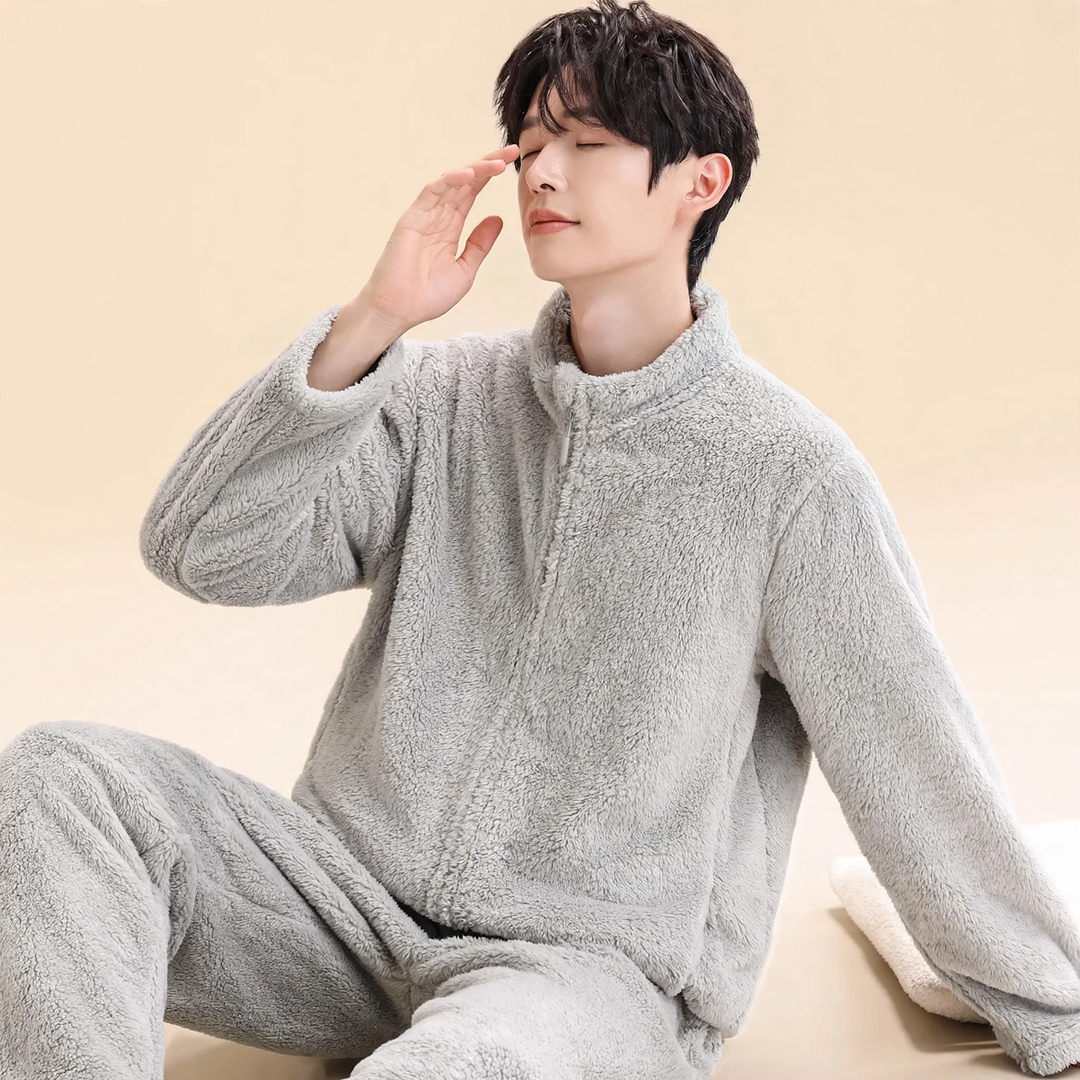 Herren-Pyjama-Set aus Korallenfleece, gefüttert, mit Reißverschluss