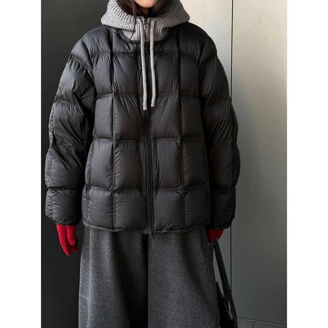 Daunenjacke für Damen mit Strickkapuze und Entenfedern