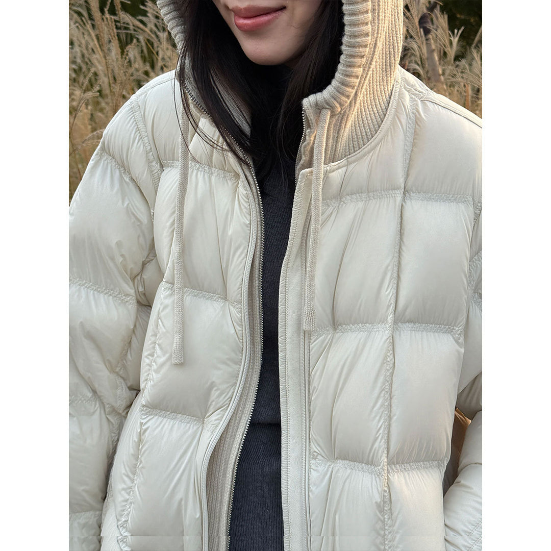 Daunenjacke für Damen mit Strickkapuze und Entenfedern