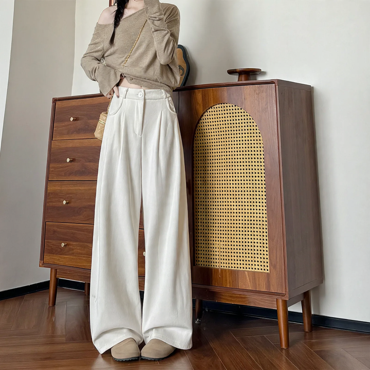 Damen-Cordhose mit weitem Bein und geradem Schnitt