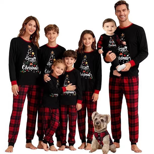Weihnachtliches Hausanzug-Set für die ganze Familie