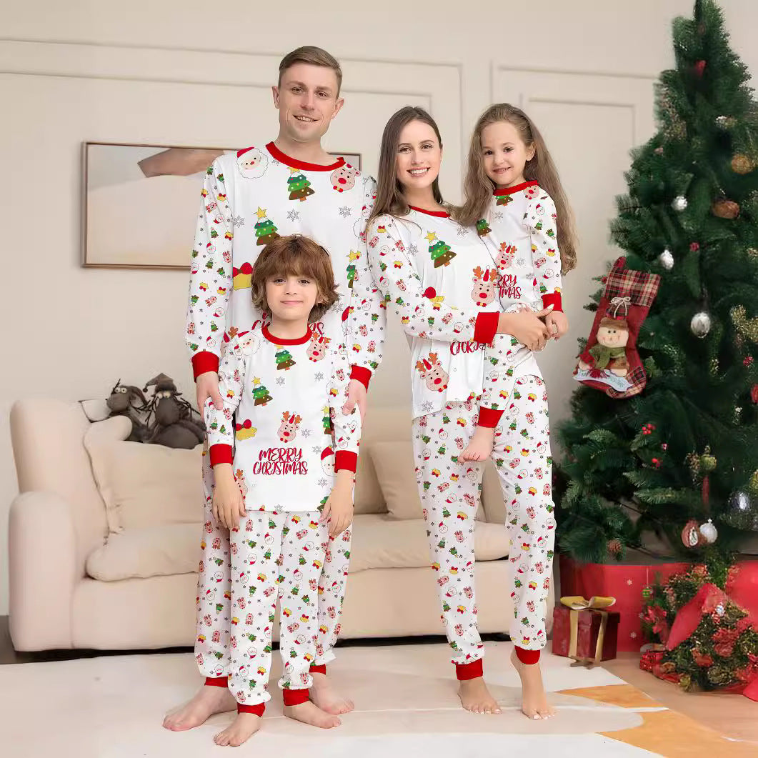 Weihnachts-Schlafanzug-Set für Familien mit Tannenbaum-Motiv