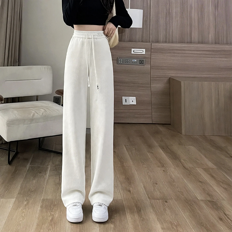 Gefütterte Cord-Freizeithose mit hohem Bund