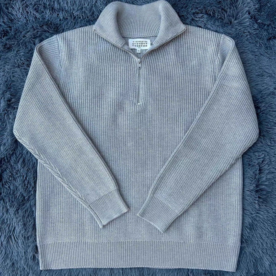 Stilvoller Strickpullover mit Reißverschluss