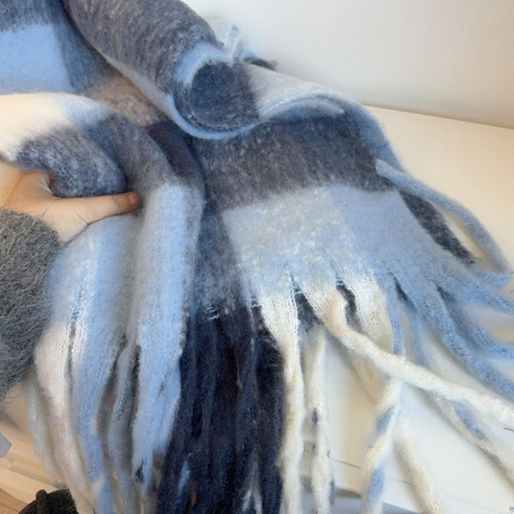 Warmer Schal aus weichem Garn, lang und vielseitig