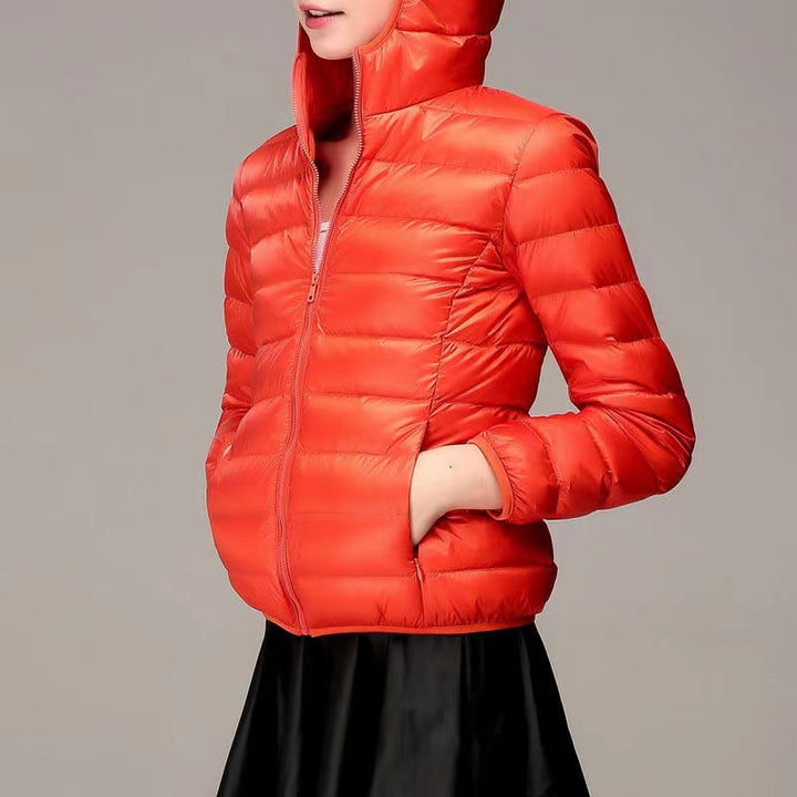 Leichte Damen-Steppjacke mit Kapuze