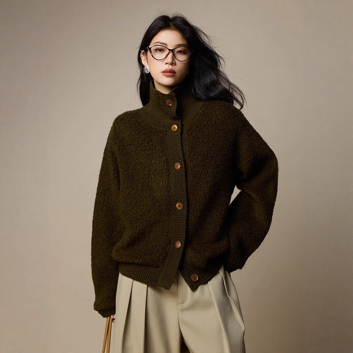 Damen-Strickjacke aus Wolle, hochgeschlossen