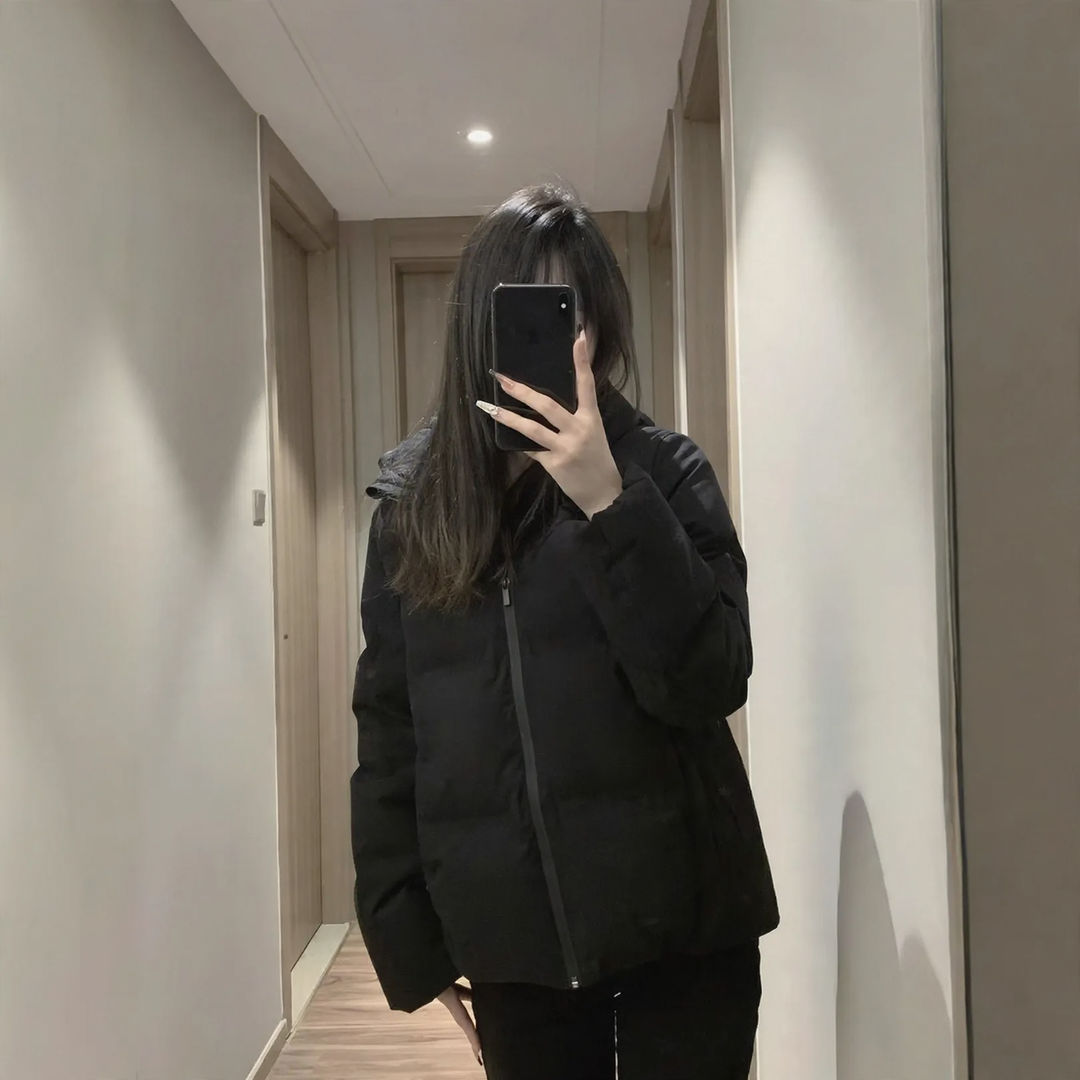 Gefütterte Damen-Winterjacke mit Kapuze