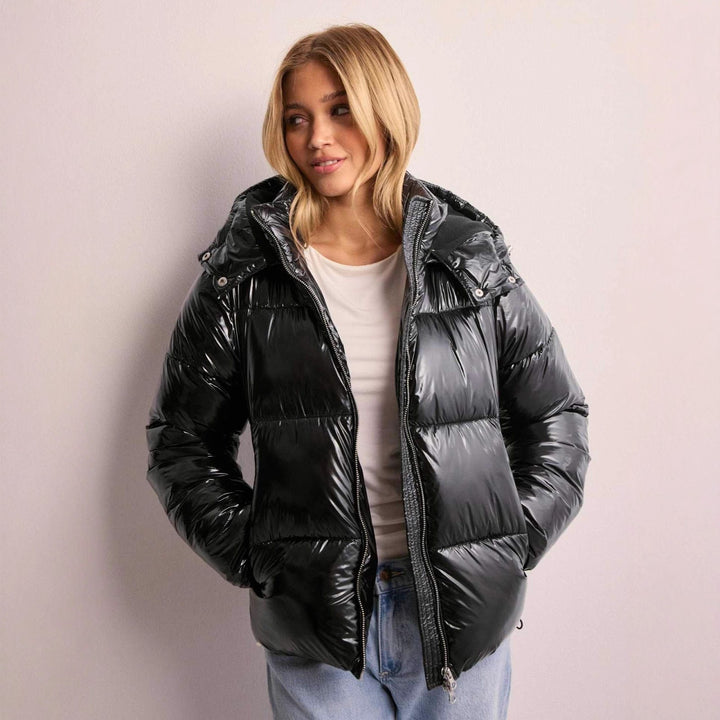 Gefütterte Damen-Kapuzenjacke mit 3D-Effekt