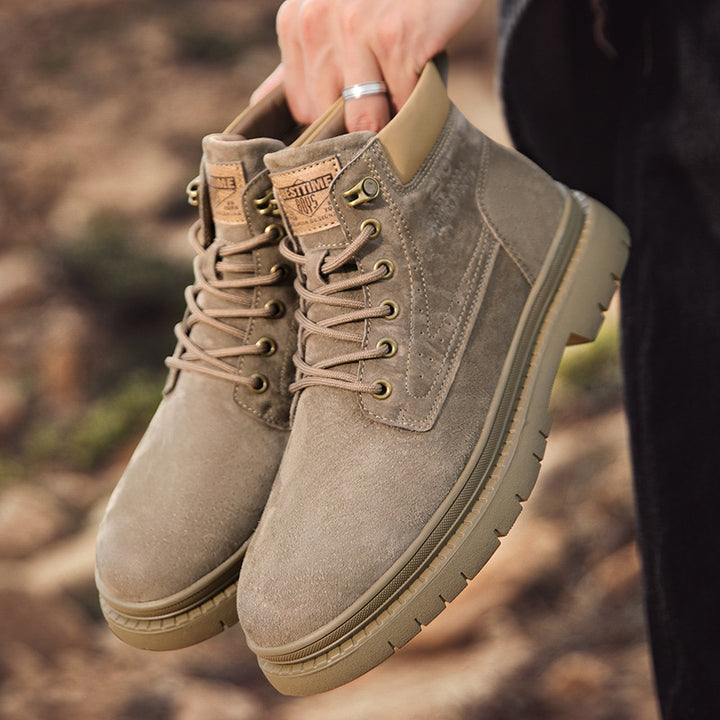 Robuste Leder-Stiefel, gefüttert, verschiedene Größen