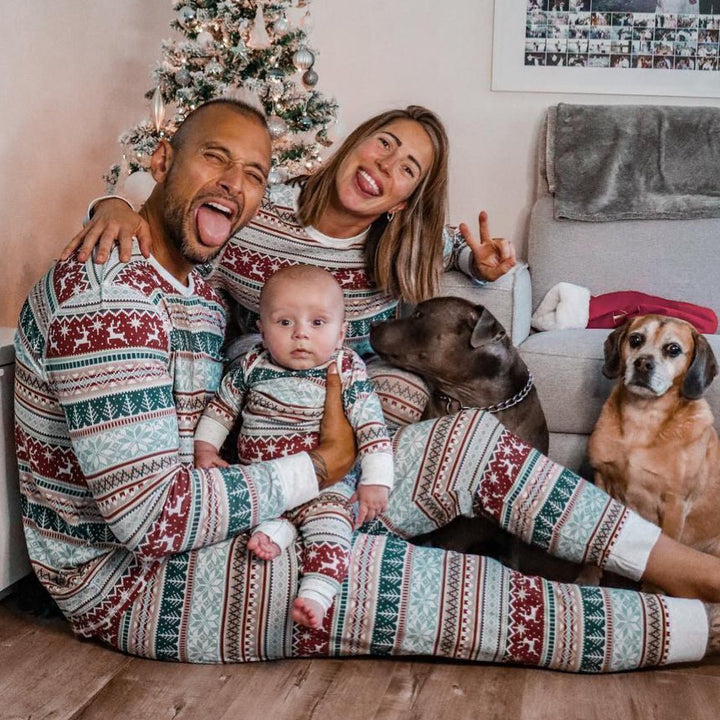 Familien-Schlafanzug-Set, festliches Design für die ganze Familie