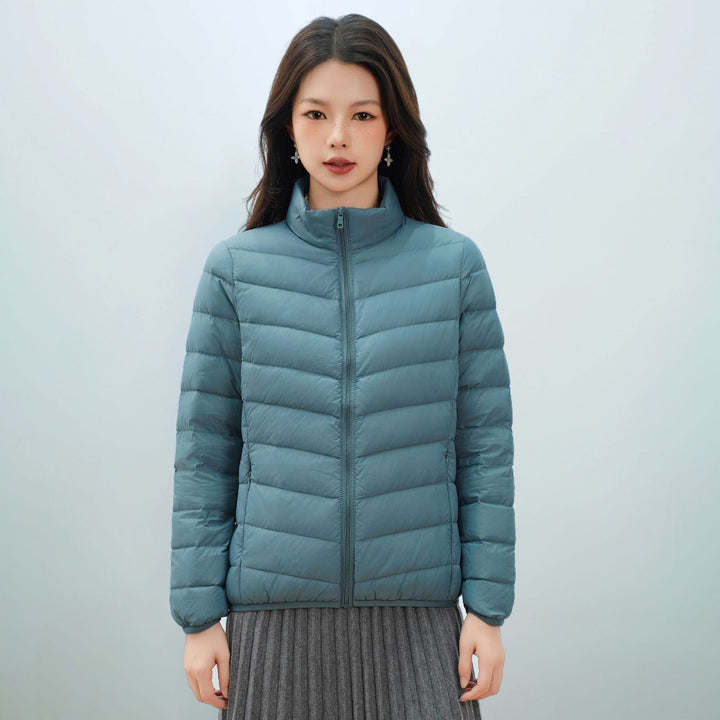 Leichte Damen-Daunenjacke mit Stehkragen