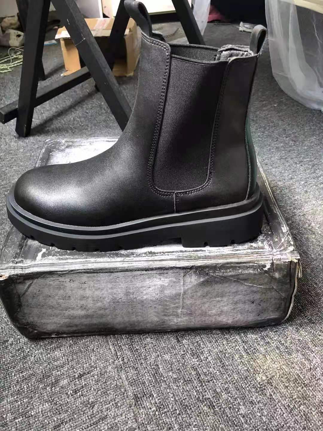 Herren-Chelsea-Stiefel aus Rindsleder, mittelhoher Schaft