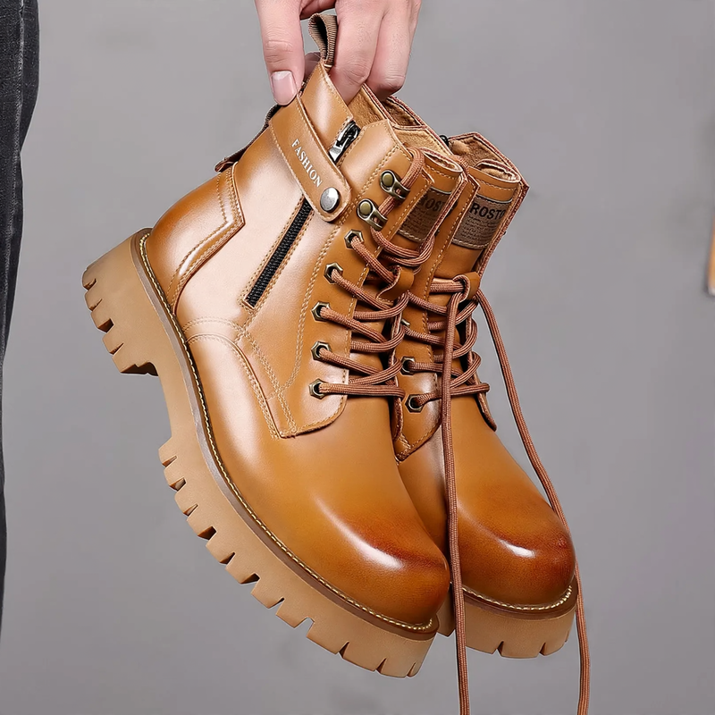 Herren-Stiefel aus Leder, gefüttert, mit Plateau