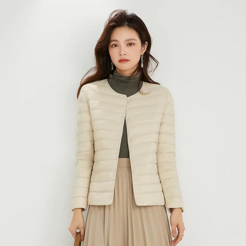 Leichte, komprimierbare Daunenjacke für Damen