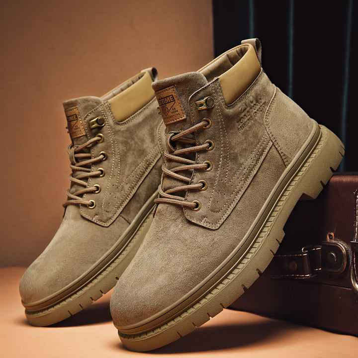 Robuste Leder-Stiefel, gefüttert, verschiedene Größen