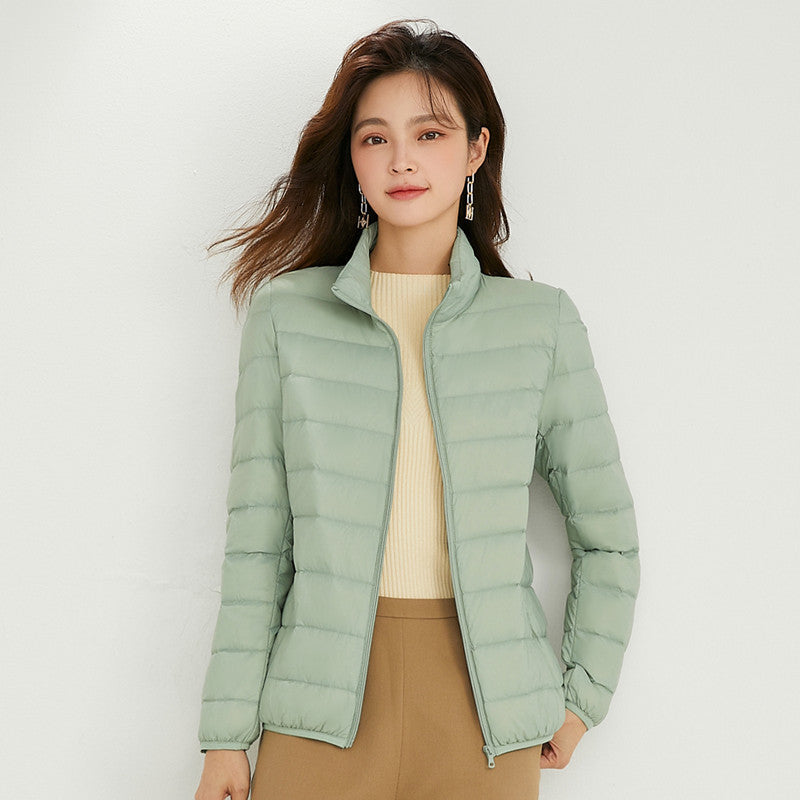 Leichte Damen-Daunenjacke mit Stehkragen
