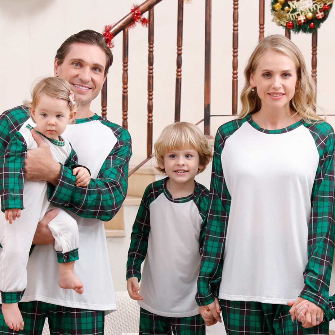 Familien-Schlafanzug-Set mit Karomuster