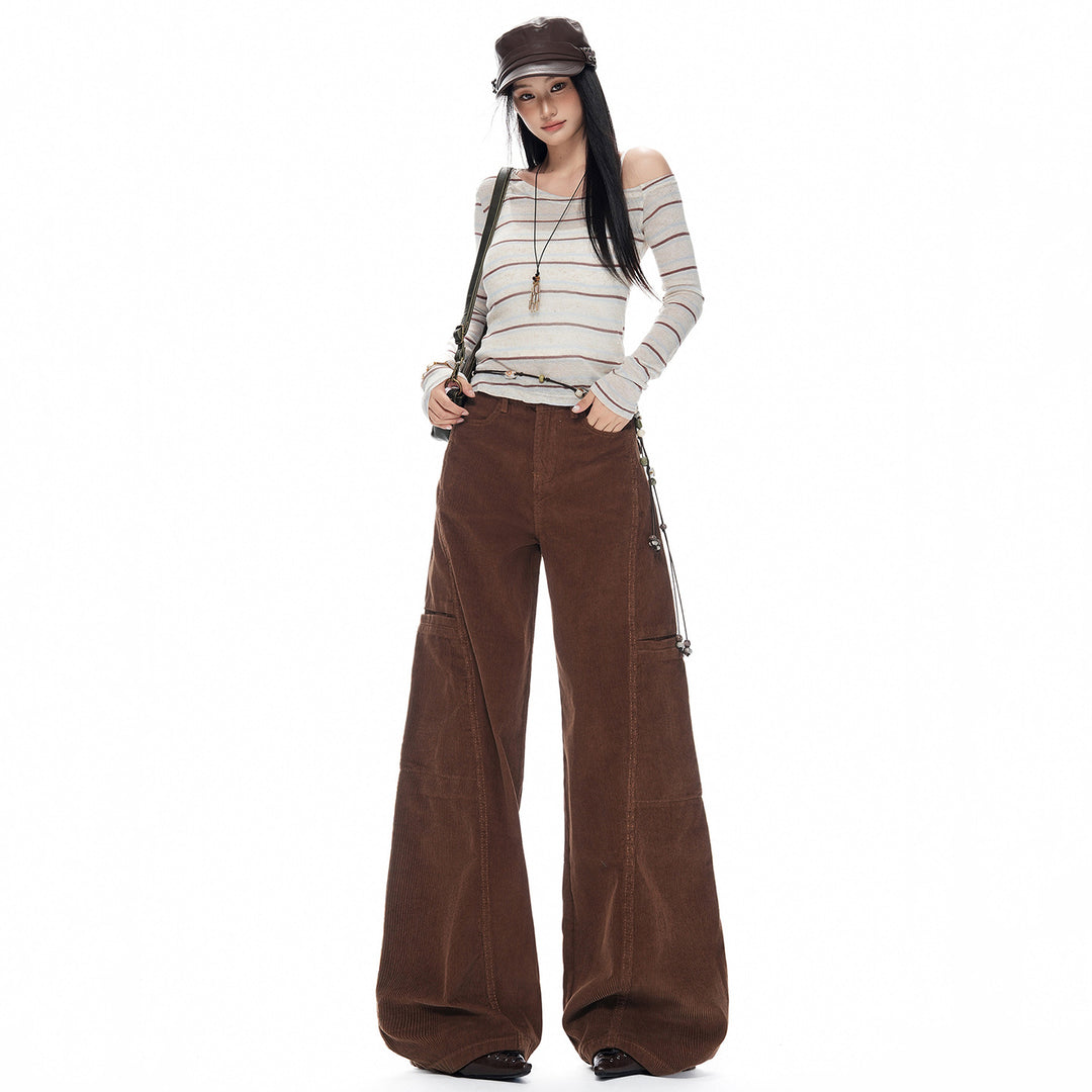 Retro Cordhose mit weitem Bein