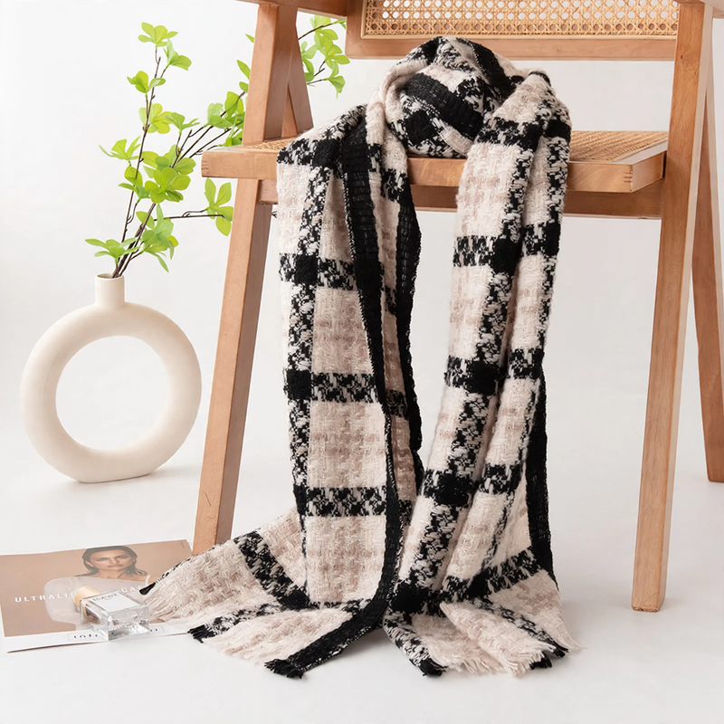 Großer Wollschal im Karomuster, 200x55cm