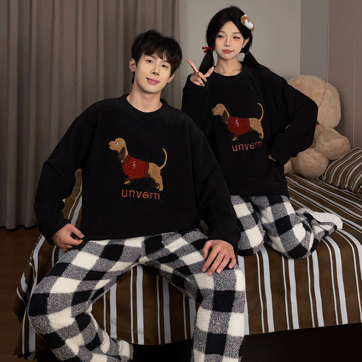 Flauschiges Paar-Pyjama-Set aus Korallenfleece