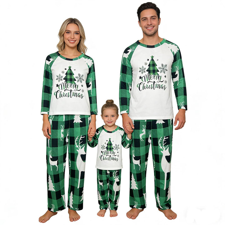 Weihnachts-Pyjama-Set für die ganze Familie