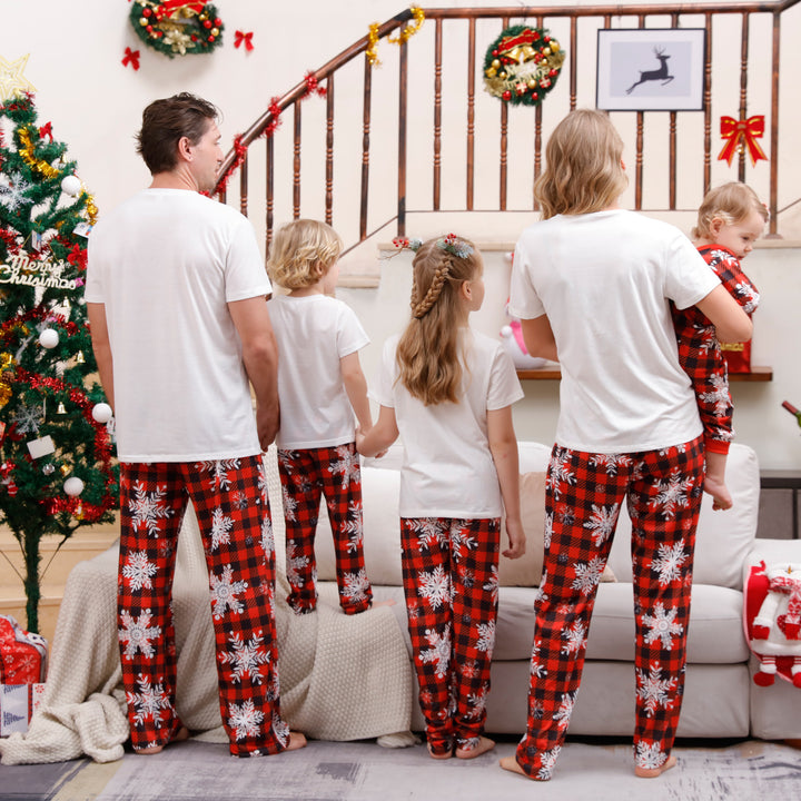 Weihnachts-Familien-Schlafanzug-Set mit Karomuster
