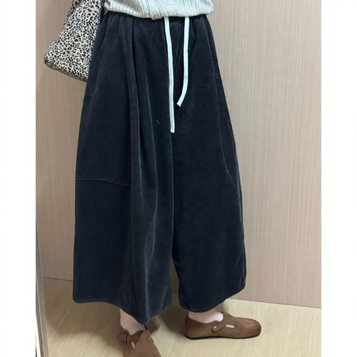 Gefütterte Damen Cordhose, verkürzt