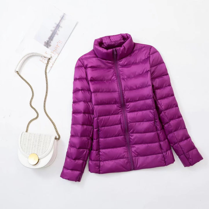 Leichte Damen-Daunenjacke mit Stehkragen