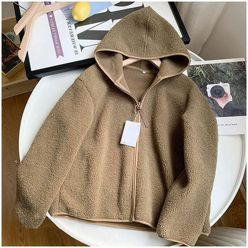 Locker geschnittene Fleecejacke mit Kapuze und Reißverschluss