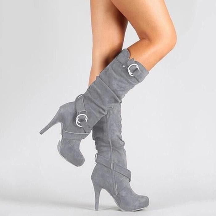 Drune | Kniehohe Stiefel Wildleder Lässige Passform Hohe Stiletto Absätze Schnallen Details