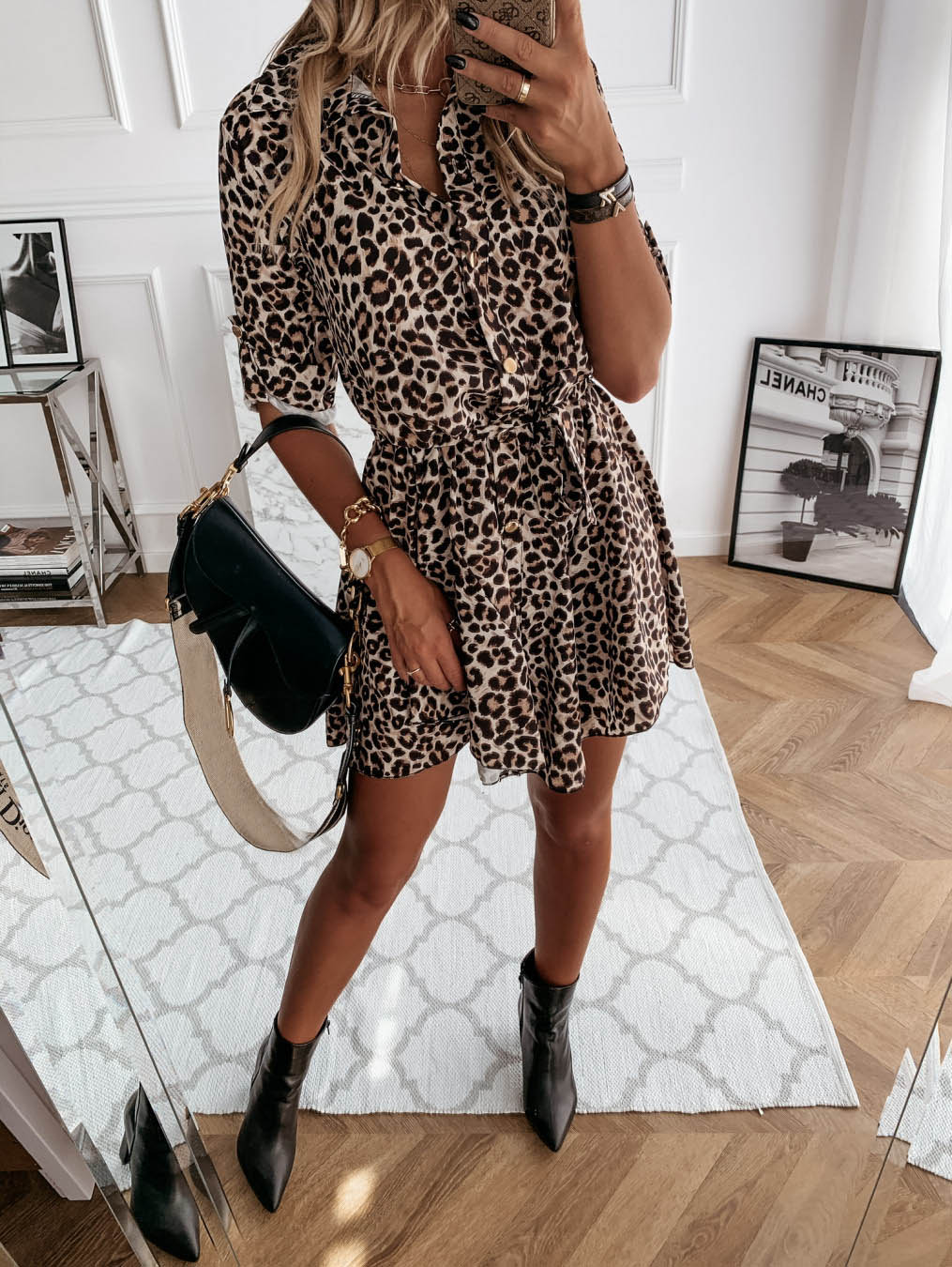 Drune | Wickel vorne Kurzarm Mini Kleid