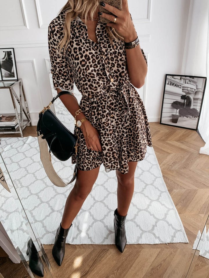 Drune | Wickel vorne Kurzarm Mini Kleid