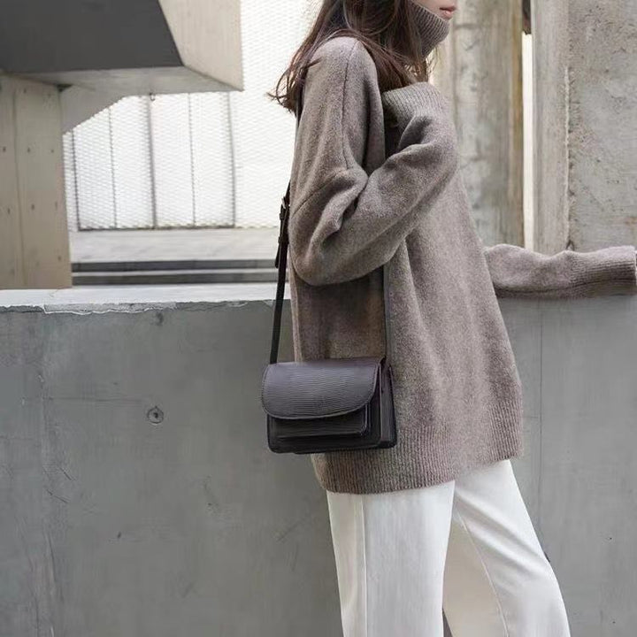 Damen Kuscheliger Rollkragenpullover aus weichem Material mit oversize Schnitt Drune