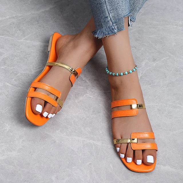Drune - stylische flache Sandalen mit trendigem Design | Sandalen mit mehreren Riemen über dem Fuß für Damen