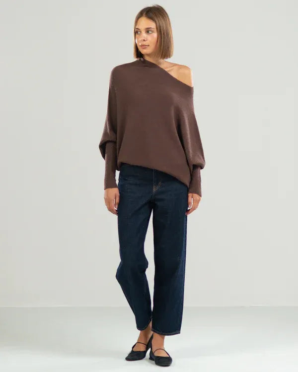 Drune | Asymmetrischer Damenpullover mit eleganter Drapierung