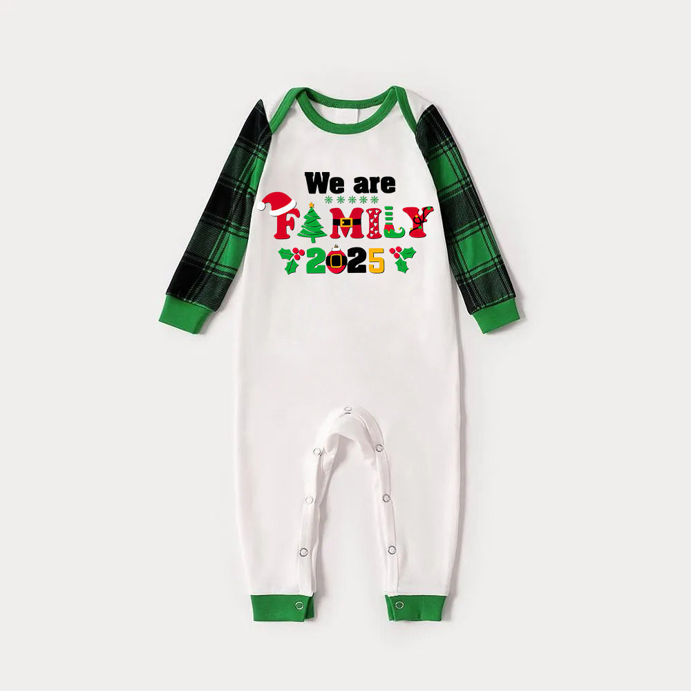 Drune | Weihnachten Wir sind Familie 2025 Buchstabenprint Grüner Rotator Cuff Top Mit Grün & Schwarz Karierten Familien passenden Pyjamas
